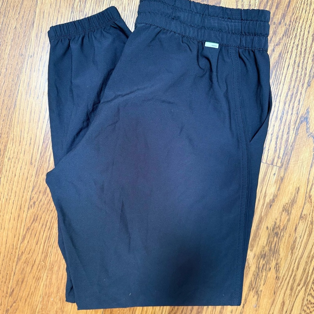 Vuori Black weekend jogger